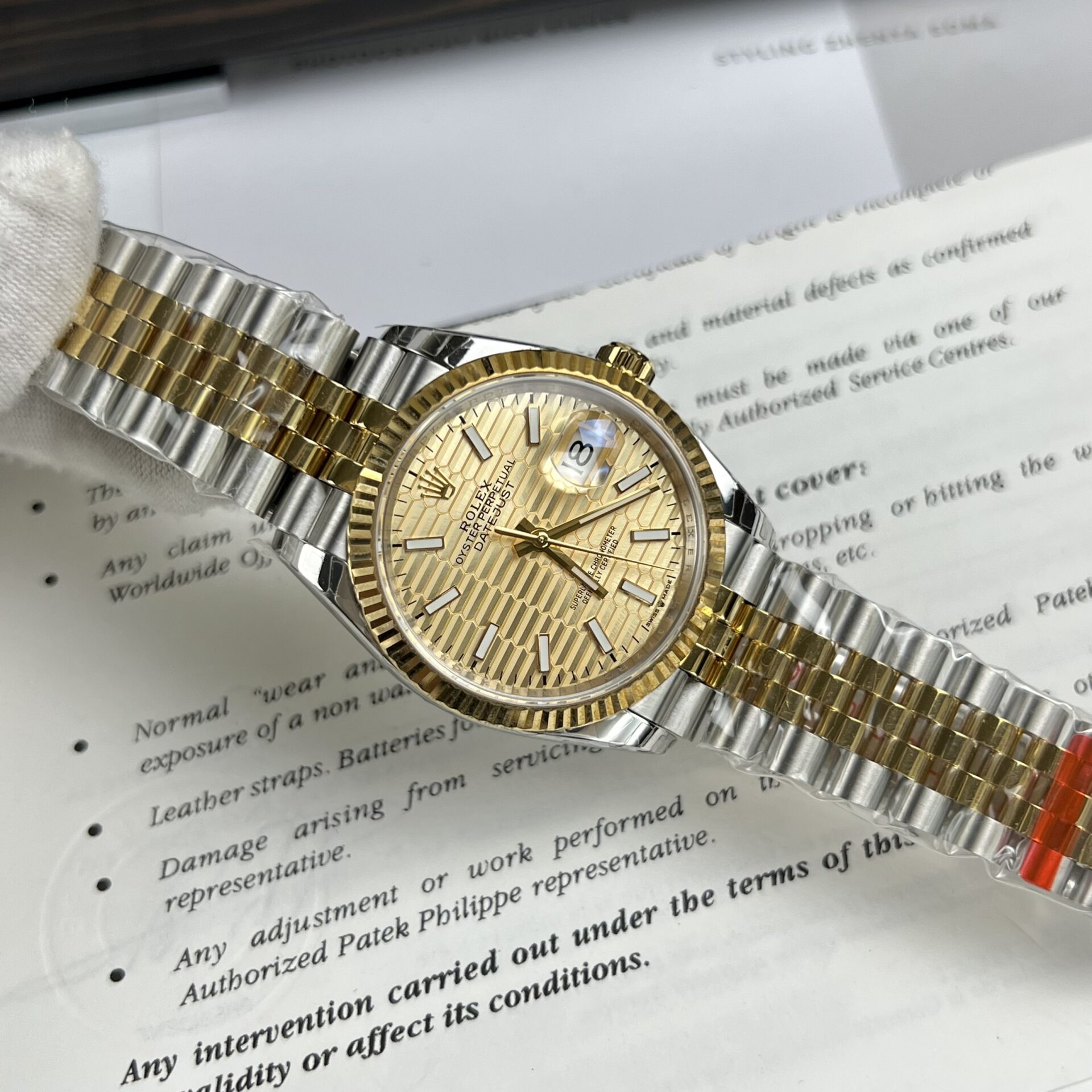 022B029E-042D-5DEC-3A7A-2F7CB3A936B8.jpg Rolex Datejust Yellow Dial High Quality Replica EW Factory 41mm - Image 1