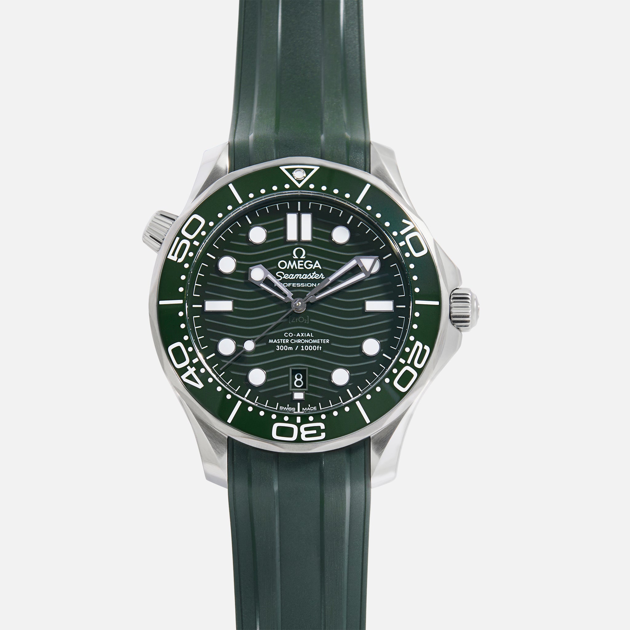 04BEC79F-4E38-0742-6F2A-9FC892D39FEF.jpg Seamaster Diver 300M Co-Axial Master Chronometer 42mm Green Dial On Rubber Strap(1:1 replica) - Image 1