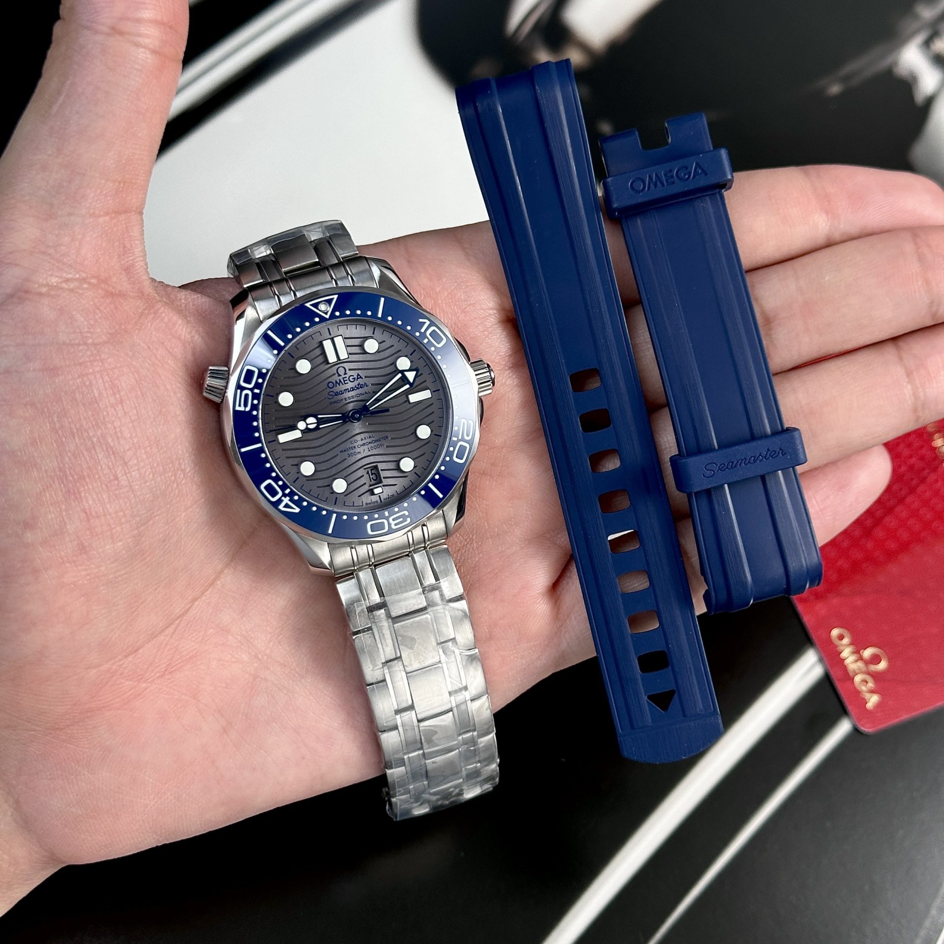 058CD90C-DC04-792D-63AA-4B1F259633BD.jpg Omega Replica Watch Seamaster Diver 300M Gray Dial VS Factory 42mm - Image 1