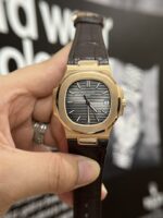 Patek Philippe Nautilus 5711 Replica Watch Gold Wrapped 3K Factory 40mm - Image 2