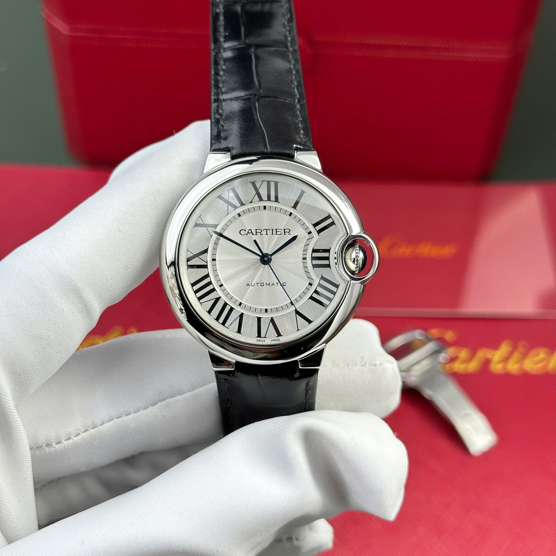 07E6DCD6-17A0-C75D-DC7A-B929756599B2.jpg Cartier Ballon Bleu Replica 11 Watch White Dial Leather Strap AF Factory 36mm - Image 1