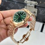 Vacheron Constantin Best Copies Watch Overseas 4500V Dial Green 41mm - Image 4