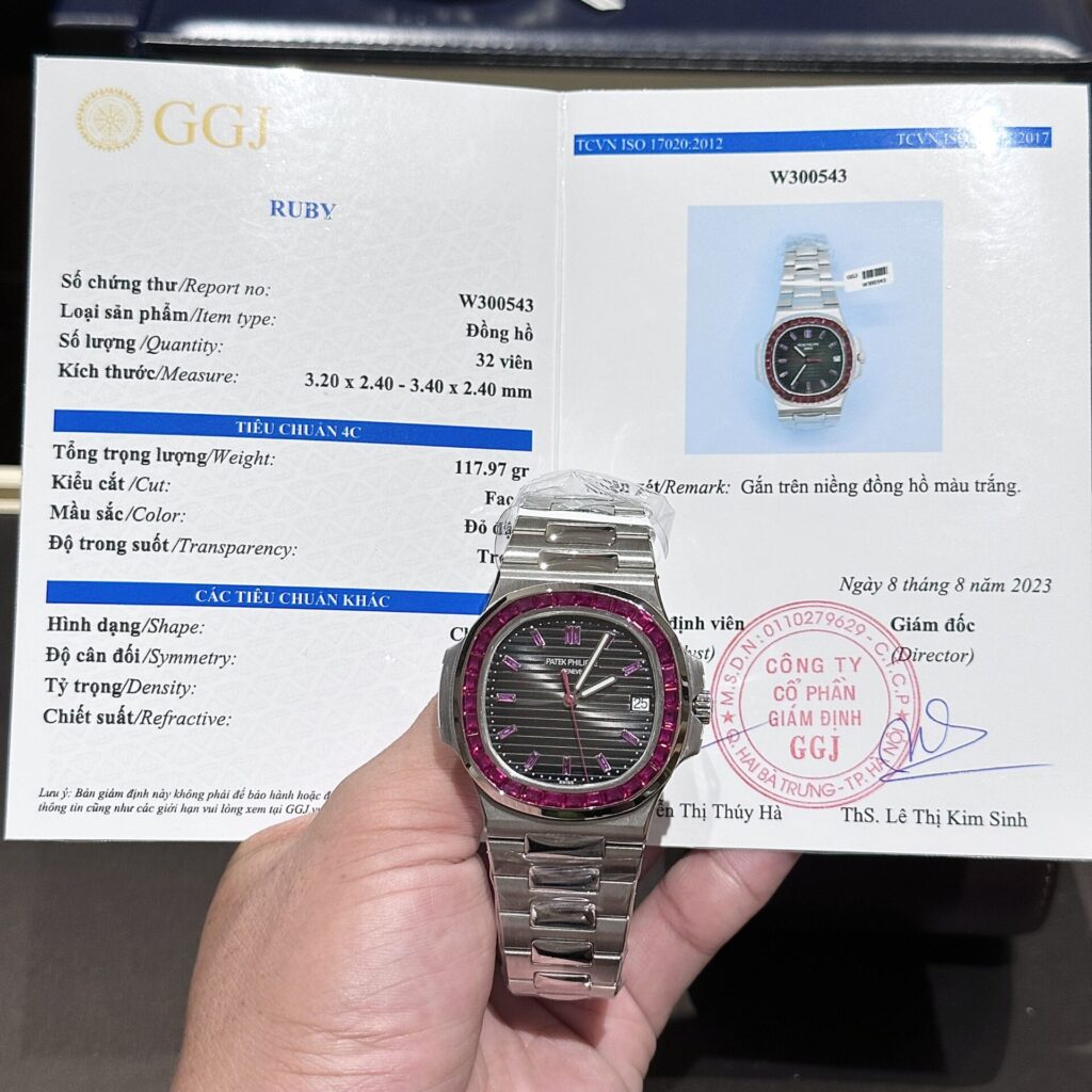 0C5FB886-F865-4E78-3FEC-9BE1B50FE6E5.jpg Patek Philippe Nautilus 5723 With Red Ruby Stone Replica Watch 40mm - Image 1