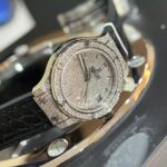 Hublot Classic Fusion Titanium Pav?? Customs Full Moissanite Diamonds High End Watch Replicas 33mm - Image 4
