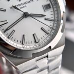 Vacheron Constantin Overseas 4500V Replica Watch Silver Dial 41mm - Image 3