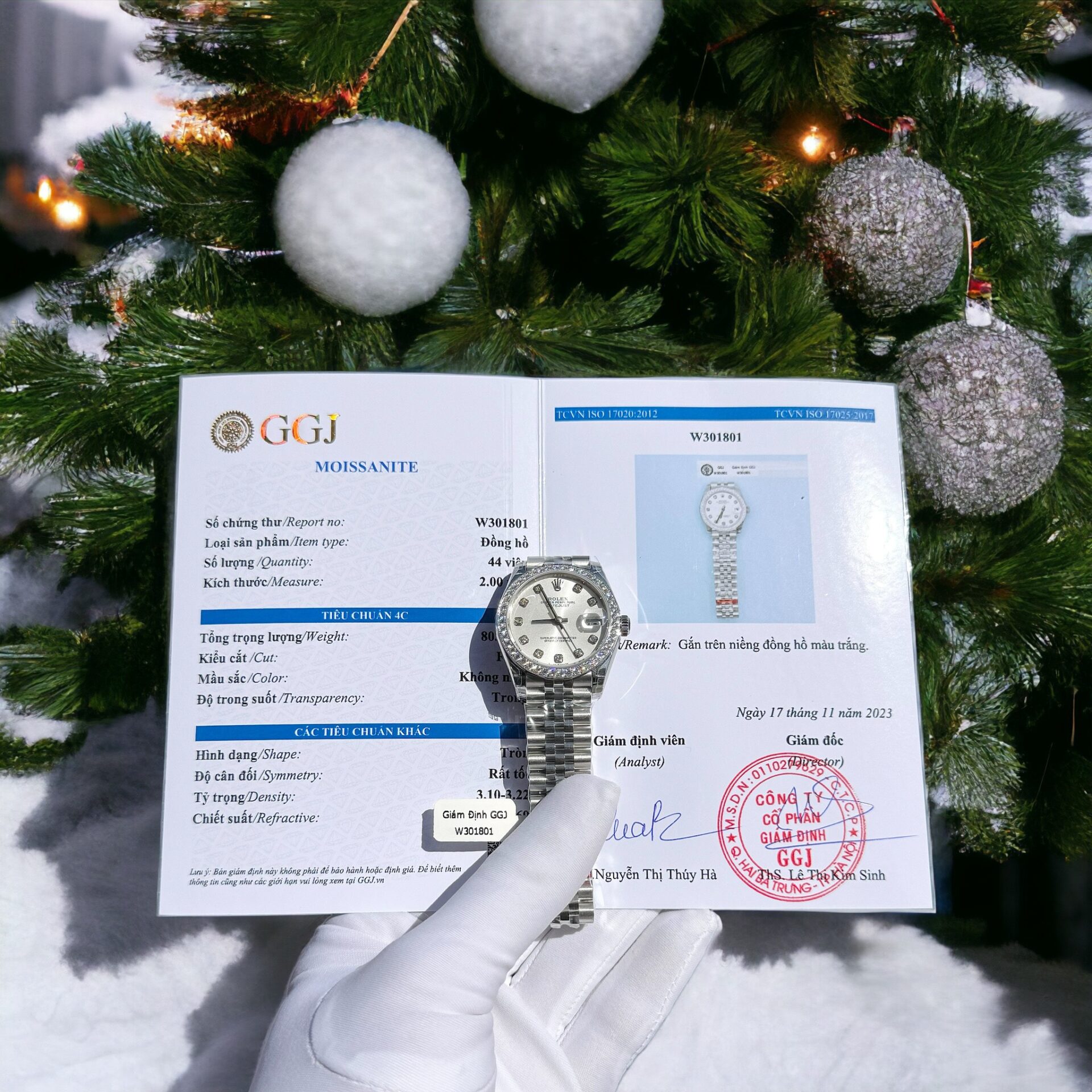 130EC6B1-0C17-645D-1B24-292F96D88451.jpg Rolex Fake Watch DateJust White Dial Custom Benzel Moissanite Diamonds 31mm - Image 1