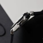 Hublot Replica 1:1 Watch Classic Fusion Black Moissanite Diamonds Factory HB 42mm - Image 6