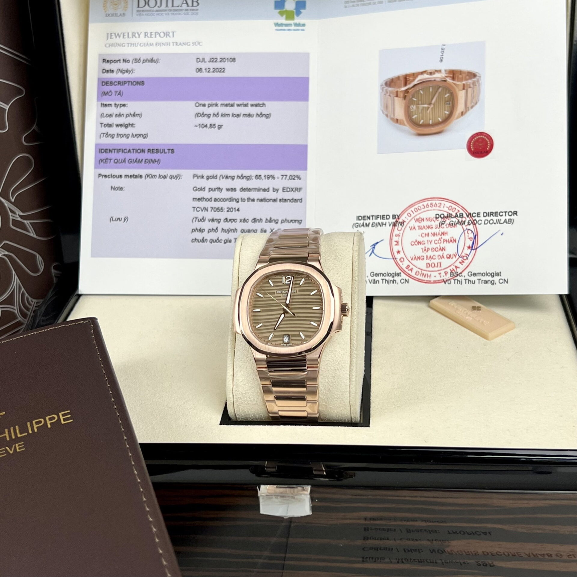1A8DE8F3-AAA5-2E0C-86A4-F5B8940B04BE.jpg Patek Philippe Best Replica Watches Nautilus 7118 Gold Wrapped 3K Factory 35.2mm - Image 1