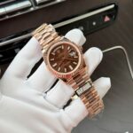 Rolex Day-Date Dial Chocolate Copies Watch 18K Gold Wrapped Weight 186Gram QF 40mm - Image 5