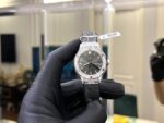Hublot Classic Fusion Women Dial Gray Copies Watches Full Diamonds Moissanite Hong Kong 33mm - Image 3