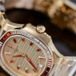 Patek Philippe Best Copies Watch Nautilus 7118-1300R 18K Gold Wrapped 35.2mm - Image 6