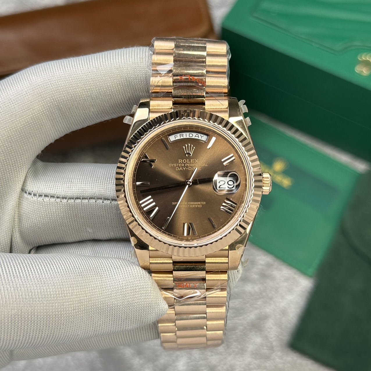 250F1149-BE7C-F054-D16D-1E7404B95BAA.jpg Rolex Day-Date 228235 Rose Gold Chocolate Dial Replica Watch V2 GM Factory 40mm - Image 1