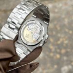 Patek Philippe Nautilus 5711 Replica Watch Blue Dial 3K Factory 40mm - Image 4