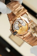 Patek Philippe Nautilus 7118 Replica Watches Rose Gold Swiss Movement 3K Factory 35,2mm - Image 8