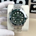 Omega Replica 11 Watch Seamaster Green Face Diver 300M Factory VS 42mm - Image 2