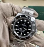 Rolex Submariner Series 114060-0002 40 mm black dial(1:1 replica) - Image 4