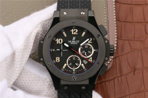 2E3AEA54-2F06-B6C4-6909-9AA1D78A67DB.jpg Replica Hublot Big Bang 44mm Full Ceramic Black Dial Black Rubber Strap HUB4100 - Image 1