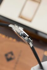 Patek Philippe Aquanaut 5067 Replica Watches Bezel Moissanite Diamonds PPF Factory 35.6mm - Image 7