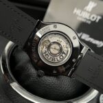 Hublot Replica 1:1 Watch Classic Fusion Ceramic Black JJZ 42mm - Image 5
