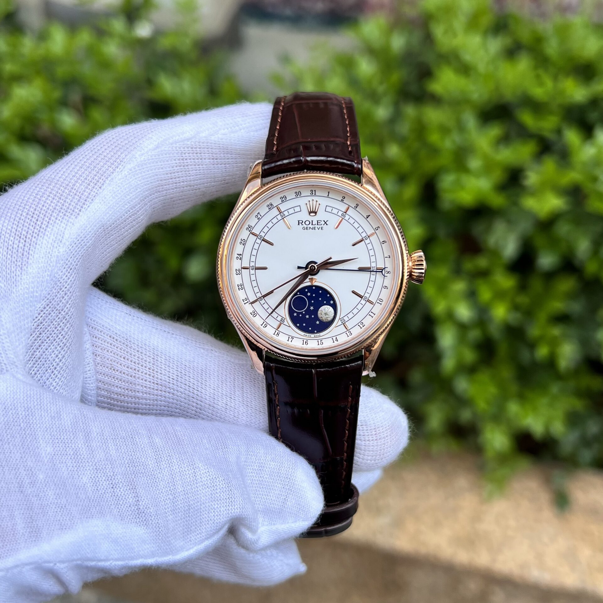 320ABB86-A543-84A5-41BD-66CE7EC61791.jpg Rolex Replica 11 Watch Cellini Moonphase 50535 Rose Gold Plated White Dial 39mm - Image 1