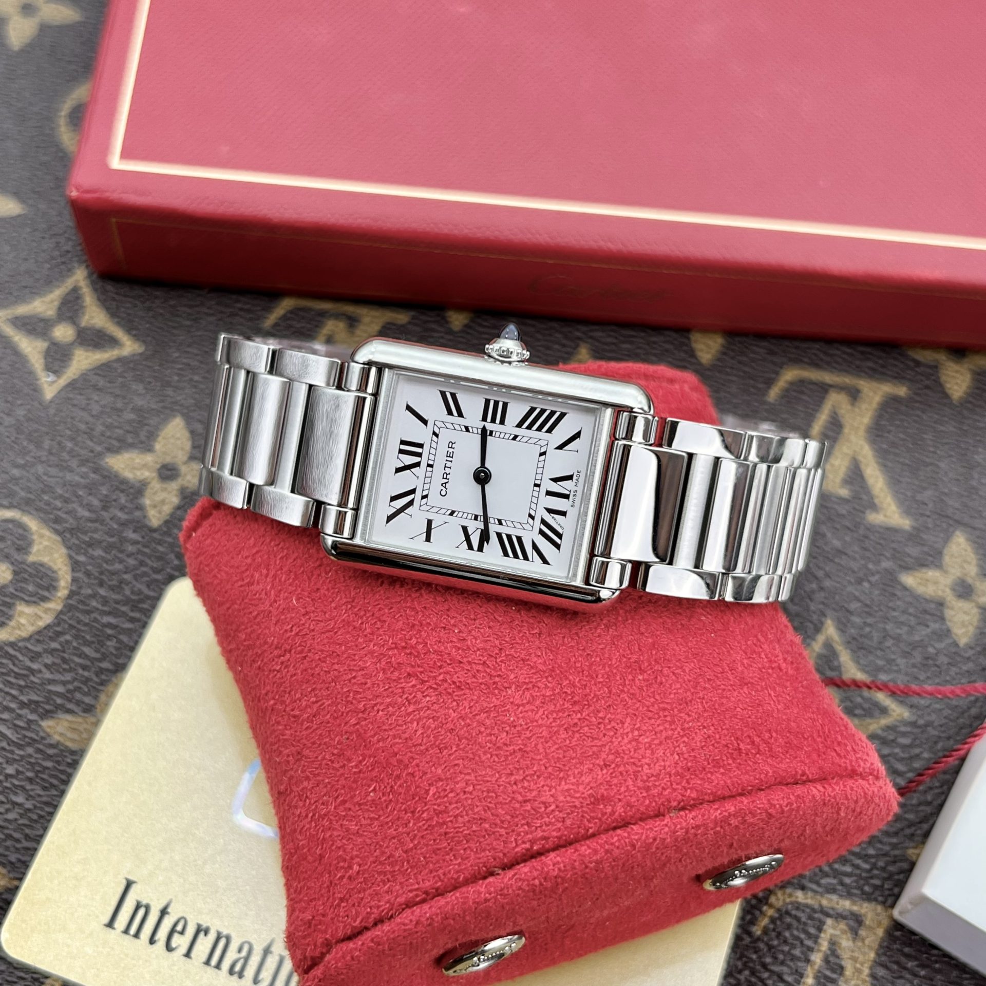 36CE28FF-22DD-E79B-A523-81320527F4C5.jpg Cartier Fake Watches Tank Must White Dial Metal Wire 31x41mm - Image 1