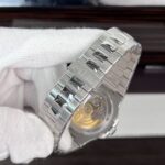 Patek Philippe Nautilus 5723 Replica 1:1 Watch Blue Dial Diamond 40mm - Image 7