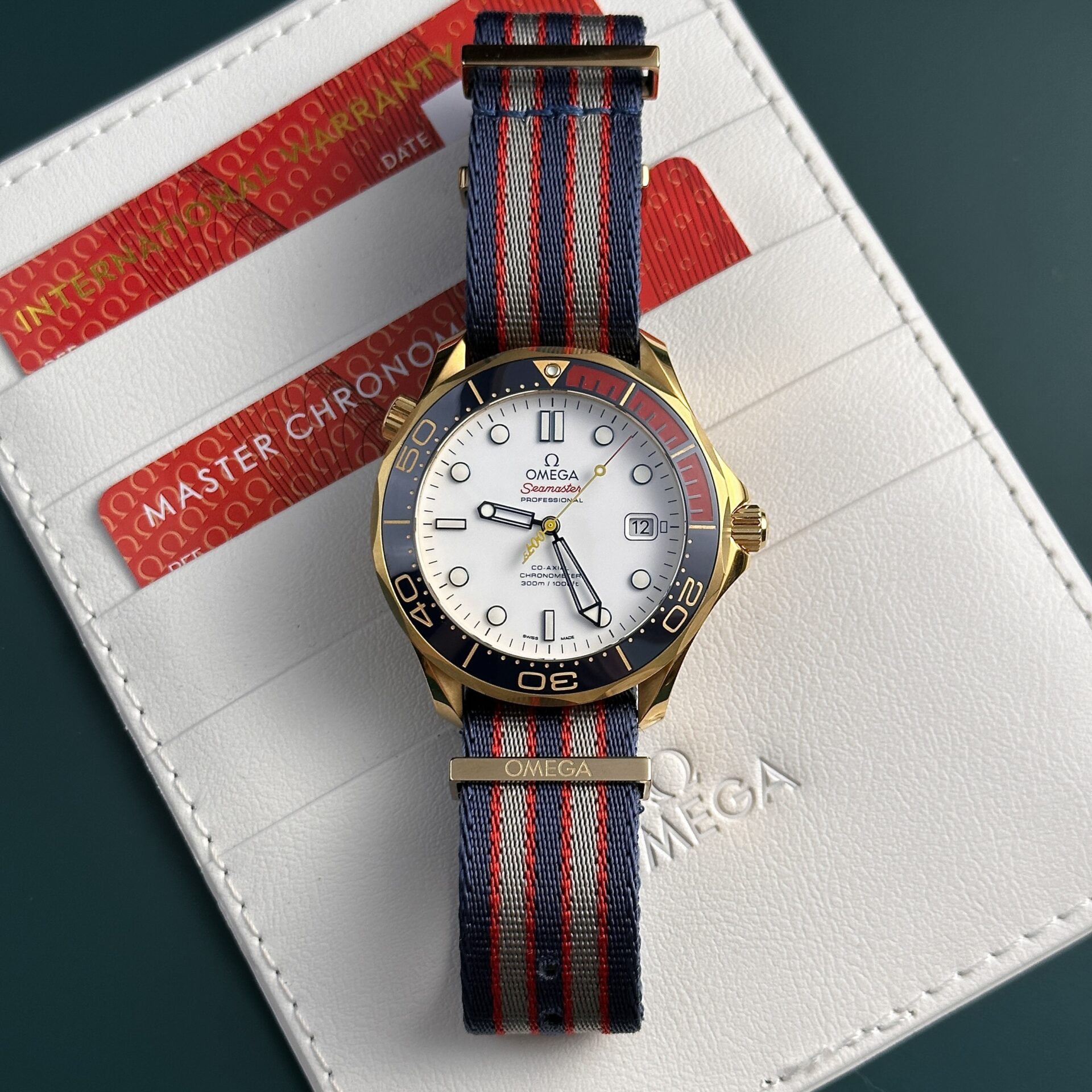3CB6EE85-28E3-4422-3201-E04F35723BDA.jpg Omega Replica Watch Seamaster Diver 300M 007 Edition Nato Fabric Strap 42mm - Image 1