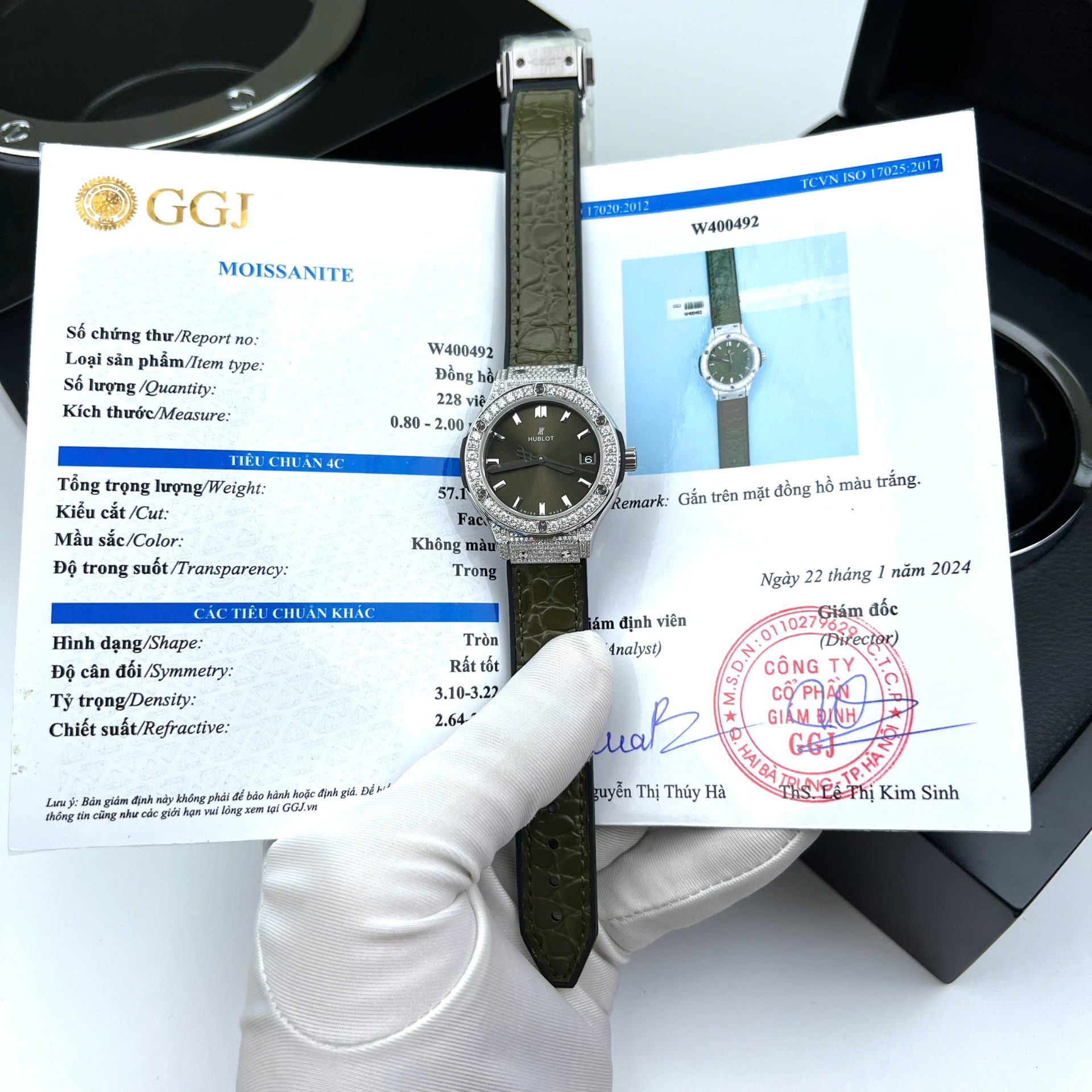3E4998F3-E7FD-B9C6-CF46-2C69409AABEE.jpg Hublot Classic Fusion Titanium Green Replica Watch Custom Moissanite Diamonds 33mm - Image 1