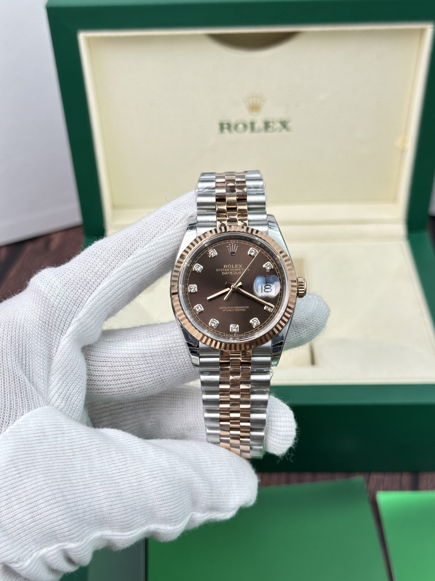 4076F4A8-4509-4D78-8507-423D906C3A6B.jpg Rolex Replica 11 Watch Datejust Rose Gold Plated Chocolate Dial EW Factory 36mm - Image 1