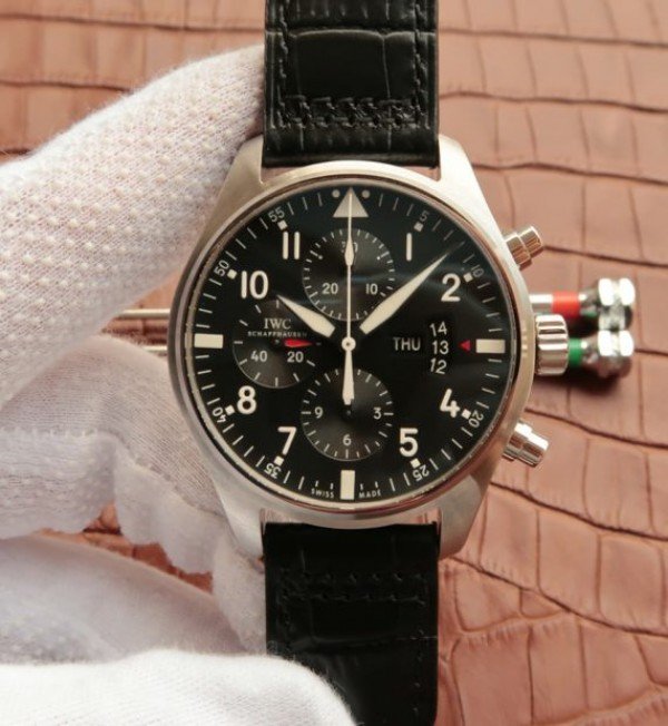 42B91219-FB43-2C99-10E3-C4131E4C343B.jpg Replica IWC Pilot Chrono IW377701 Black Dial Leather Strap - Image 1