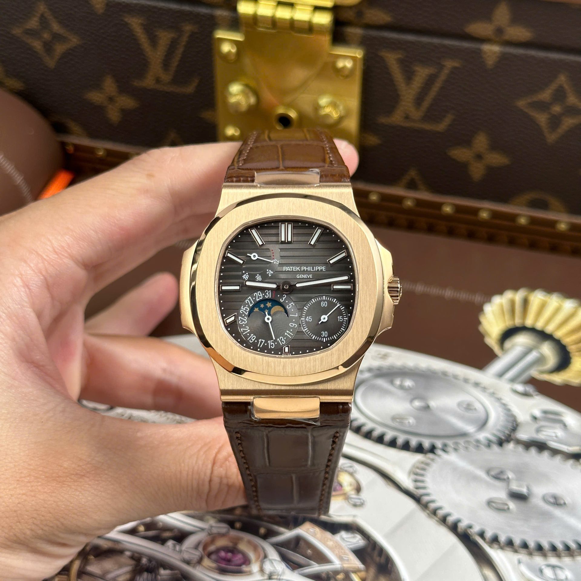43E97308-A339-10CB-3EBB-FEAA03BD5DBF.jpg Patek Philippe Nautilus 5712R Replica Watches Gray Dial Leather Strap PPF Factory Version 3 40mm - Image 1