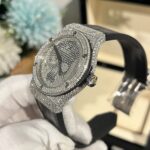 Hublot Replica 1:1 Watch Classic Fusion Skull Full Diamond Moissanite 42mm - Image 3