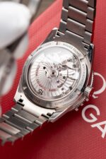 Omega Seamaster 007 Replica Watch Black Dial VS Factory 41mm - Image 6