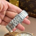 Vacheron Constantin Luxury Imitation Watches Overseas Dual Time 47450 White Dial Metal Wire 9F Factory 42mm - Image 12