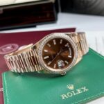 Rolex Replica Watch Day-Date Men s Chocolate Dial Diamond Bezel EW Factory 40mm - Image 3
