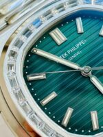 Replica PATEK PHILIPPE Nautilus 5711/1A PPF 1:1 Best Edition Green Textured Dial T Diamonds Bezel on SS Bracelet 324CS V4 - Image 6