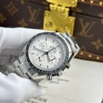 Omega Speedmaster Apollo 13 Silver Snoopy Imitation Watches Metal Wire OM Factory 42mm - Image 4