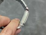 Fake cartier watch Santos large model mechanical movement Silver Dial Stainless Steel WSSA0018 BVF(1:1 replica) - Image 5