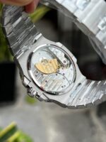 Patek Philippe Replica Watch Nautilus 5712 Metal Strap Gray Dial Factory GR 40mm - Image 5
