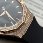 Hublot Replica 1:1 Watch Orlinski King Gold Full Diamonds Black 40mm - Image 3