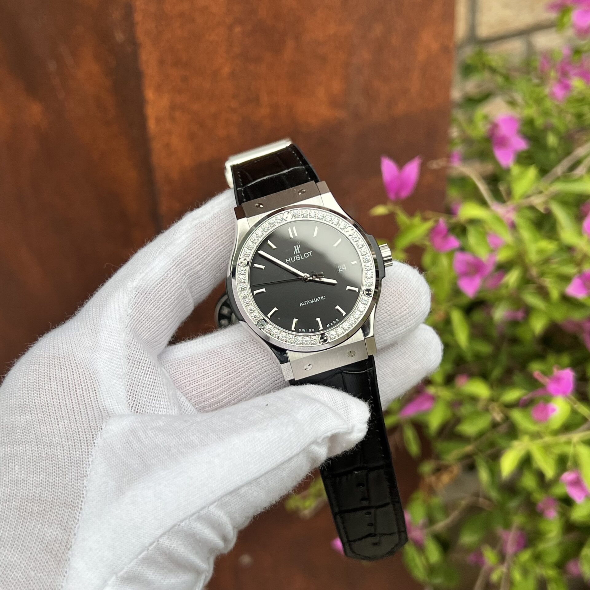 5B4D4394-F047-059F-F87F-D40D2124CC08.jpg Hublot Replica 1:1 Watch Classic Fusion With Stone Bezel Swiss Mechanical 42mm - Image 1
