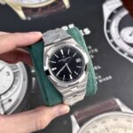 Vacheron Constantin Replica Watch Overseas 4500V Black Dial Metal Wire PPF 41mm