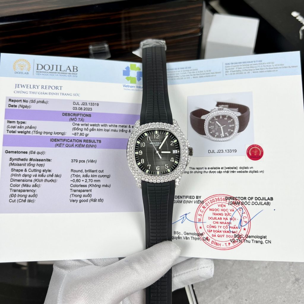 5BDD9EEC-A562-1E3A-F452-7A208B21C3A0.jpg Patek Philippe Replica Watch Aquanaut 5167 Custom Moissanite Diamonds 3K Factory 40mm - Image 1