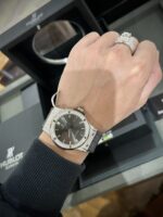 Hublot Replica 1:1 Watch Classic Fusion Full Diamond Moissanite Grey Dial 42mm - Image 5
