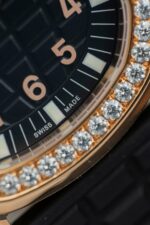 Patek Philippe Aquanaut 5067 Replica Watch Bezel Moissanite Diamonds PPF Factory 35.6mm - Image 6