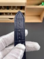 Vacheron Constantin Luxury Replica Watches Overseas 47040 Blue Dial MKS Factory 42mm - Image 7