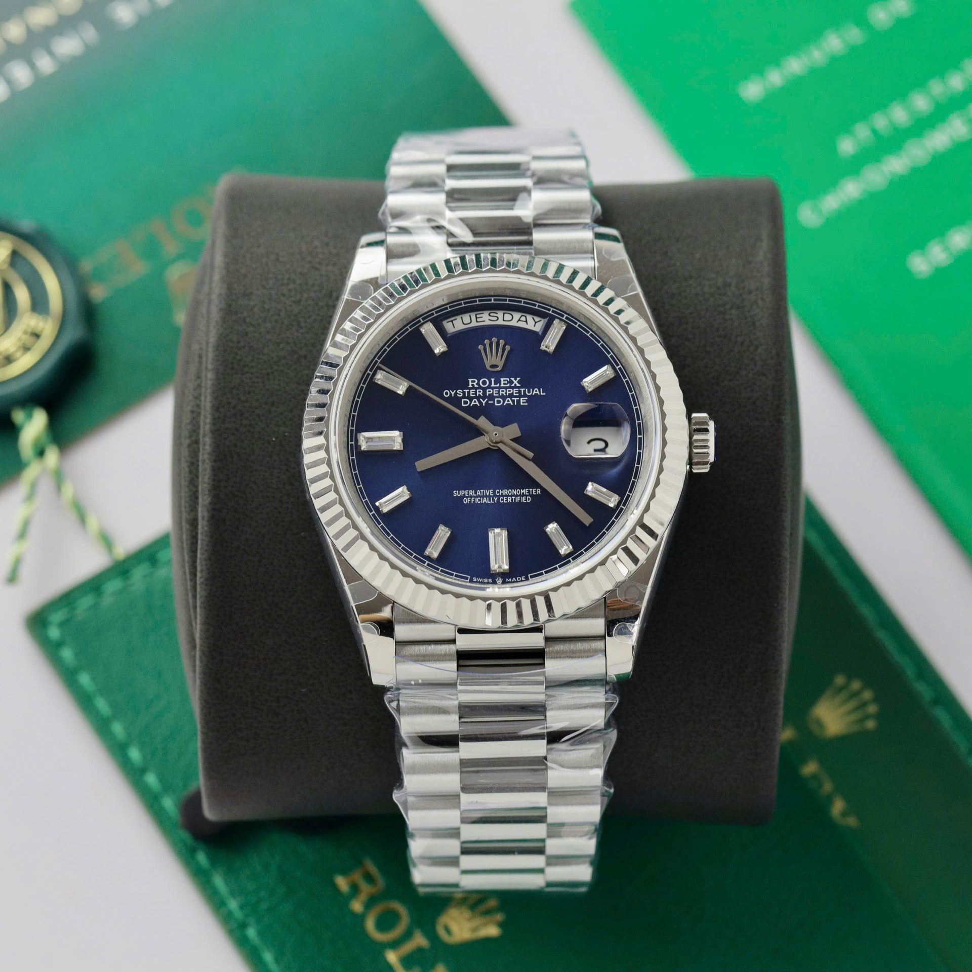 644E99FD-899E-02DE-13DD-6D24F771E944.jpg Rolex Replica Watch Day-Date 228236 Dial Blue Weight 178gram GM Factory 40mm - Image 1
