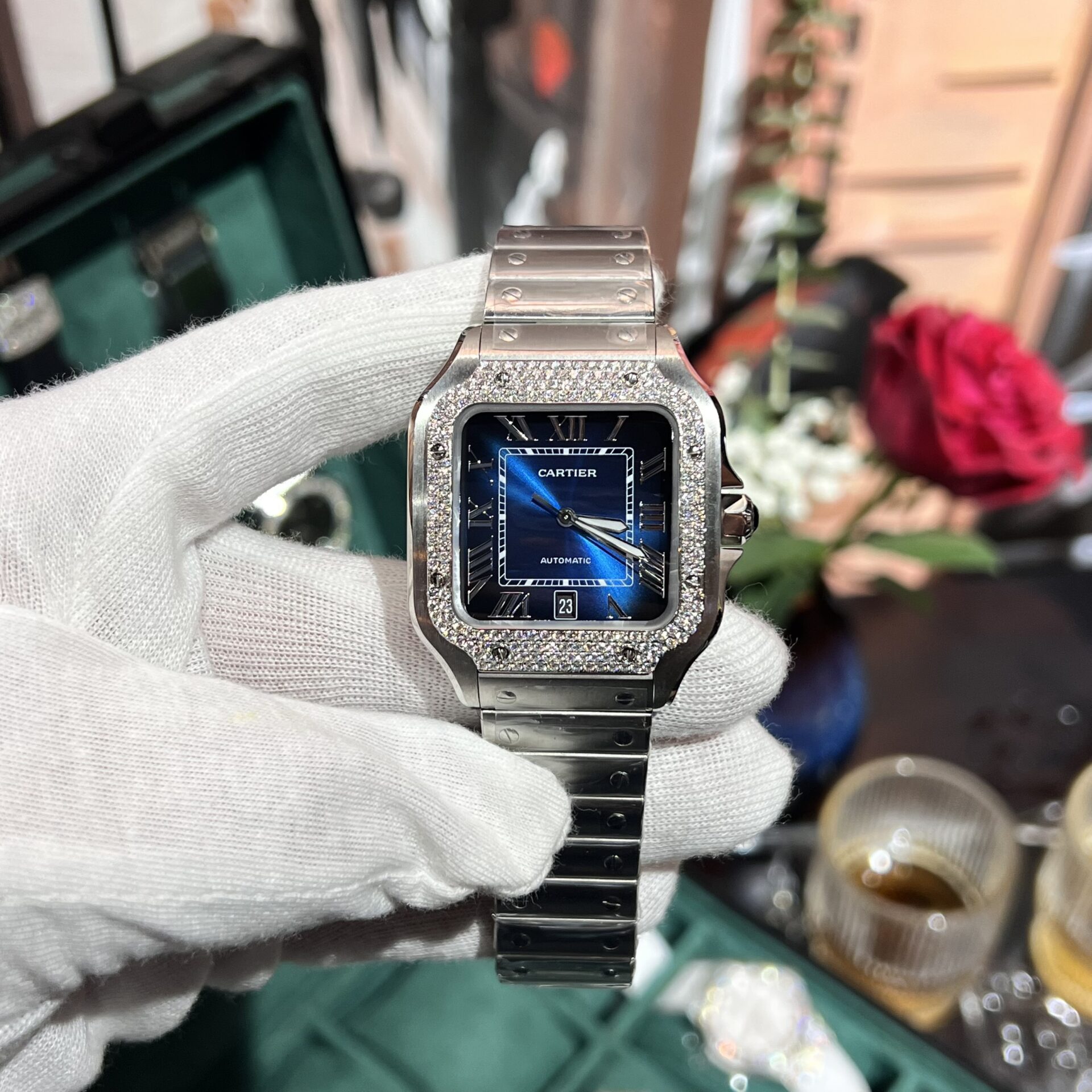 650DE805-9597-F31E-3EFD-CF1730EEFCCC.jpg Cartier Replica Watch Santos Moissanite Diamond Bezel Blue Dial BV Factory 39.8mm - Image 1