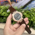 Patek Philippe Replica 1:1 Watch Nautilus 5712R Rose Gold Wrapped 18K GR Factory 40mm - Image 3