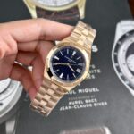 Vacheron Constantin Replica Watch Overseas 4500V Rose Gold Blue Dial PPF 41mm - Image 2